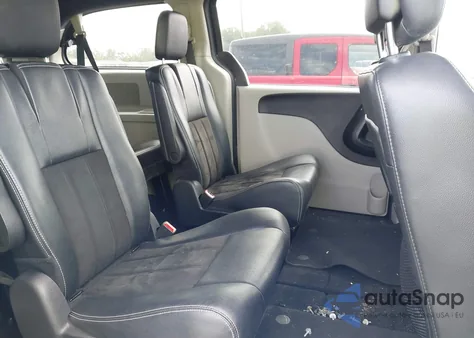 2019 Dodge Grand Caravan Sxt z USA, uszkodzony, nr VIN 2C4RDGCG8KR659515